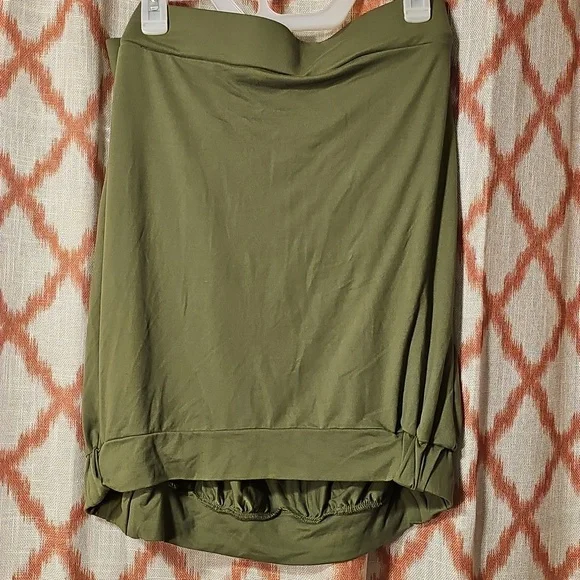 Olive Green Women's Skirt - Picture 3 of 3